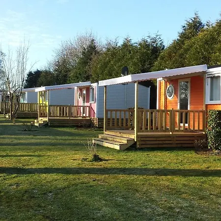 Camping La Roseraie D'omaha Camping *