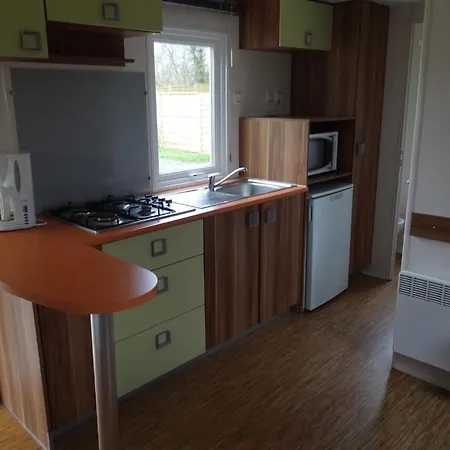 Camping Camping La Roseraie D'omaha Surrain