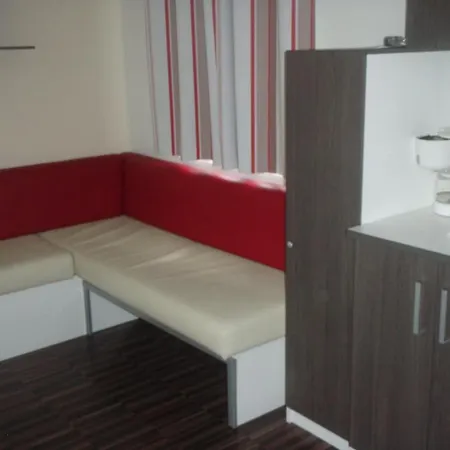 Camping La Roseraie D'omaha * Surrain