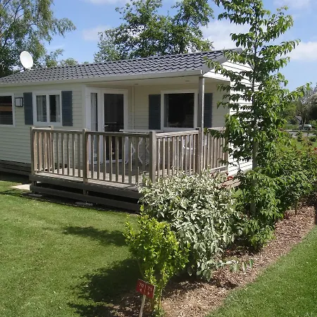 Camping La Roseraie D'omaha