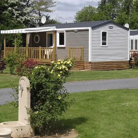 Camping La Roseraie D'omaha Camping