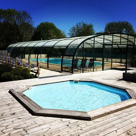 Camping La Roseraie D'omaha Camping *