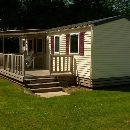 Camping Camping La Roseraie D'omaha Surrain